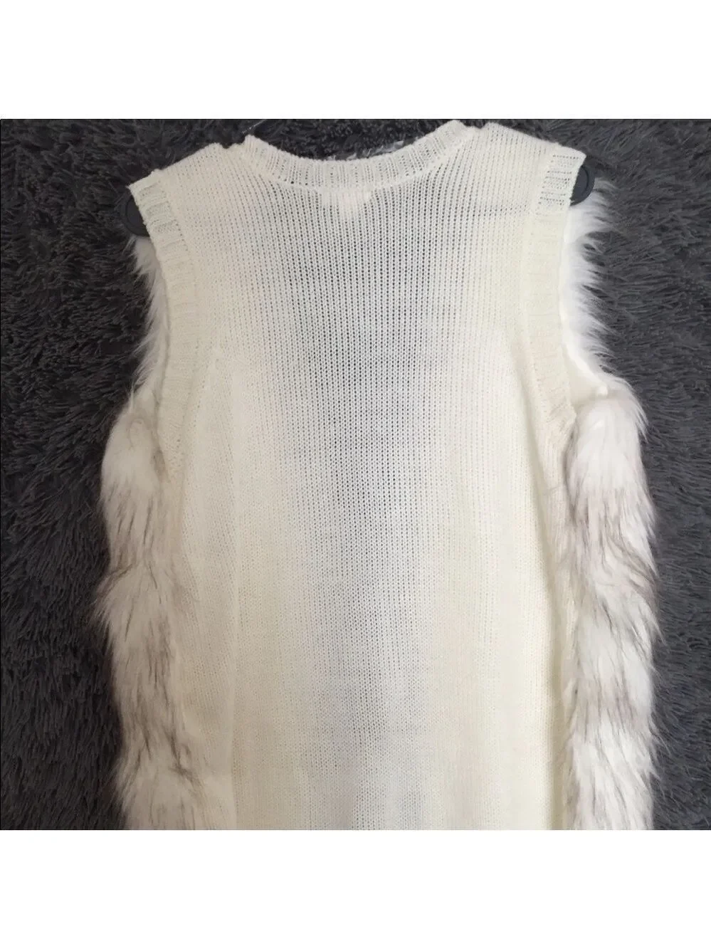 Nwot-Xhilaration Faux Fur Knit Vest